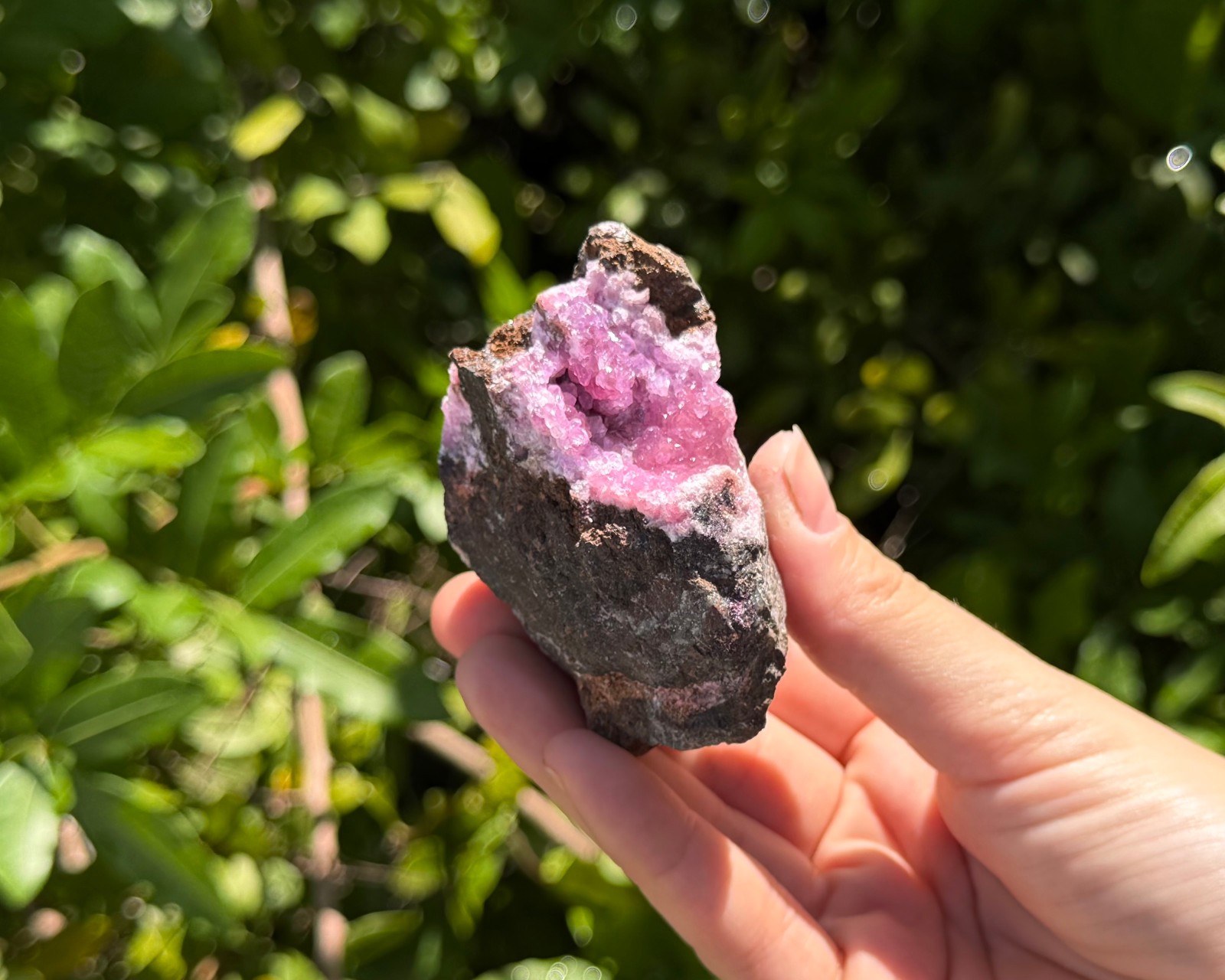 Natural Pink Cobaltoan Calcite Crystal Clusters – ‘A’ Grade Raw Cobalt Calcite