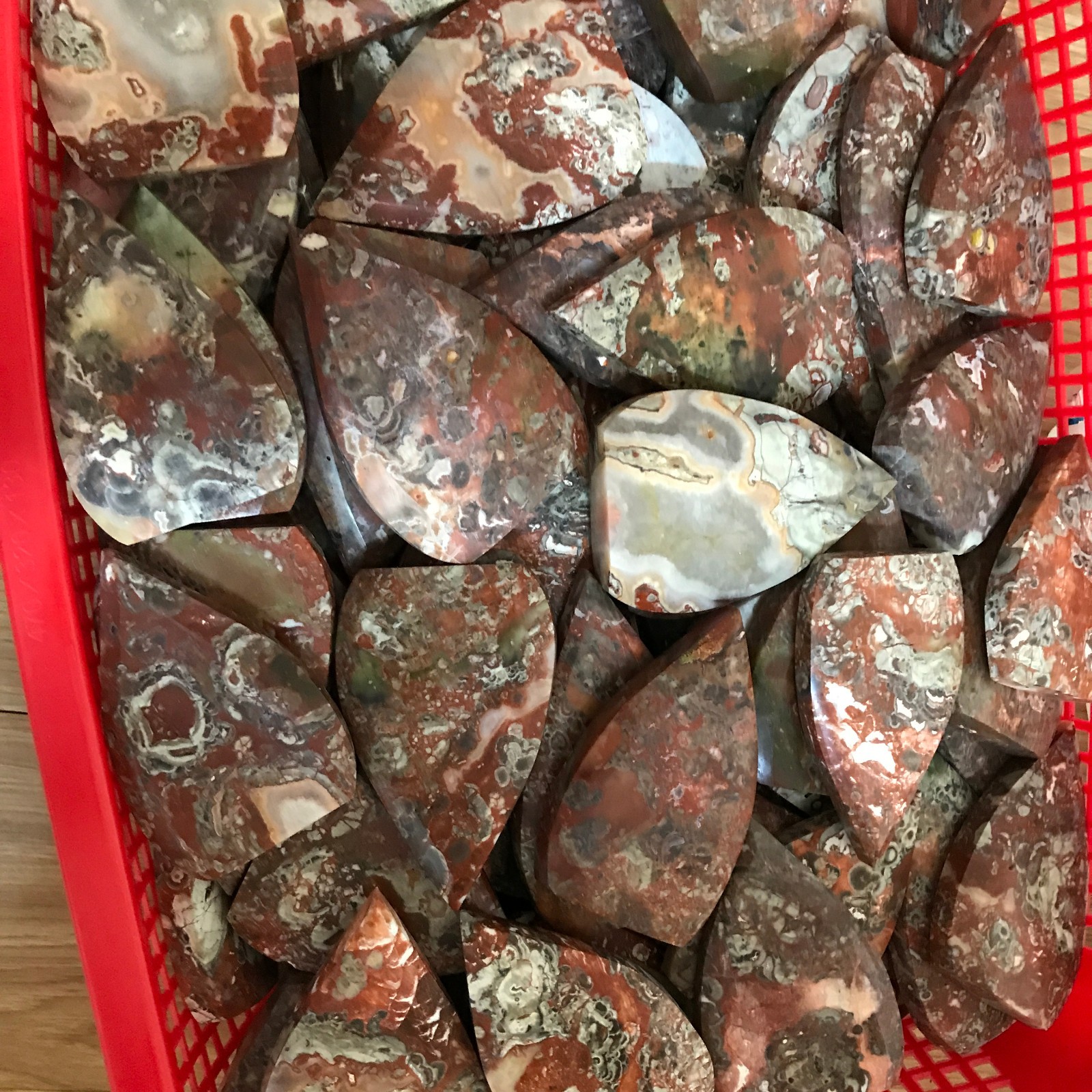 2kg Natural money Mexico agate hand carve leaf Crystal Specimen free standing