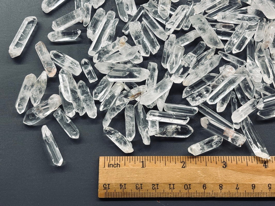 300PCS+ TINY MICRO POLISHED 1/2 LB CLEAR QUARTZ CRYSTAL JEWELRY POINTS SPECIMEN