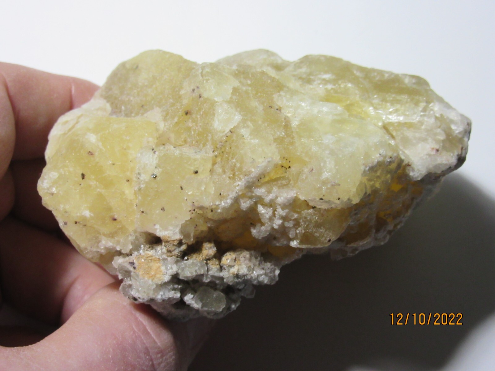AAA 352g Translucent YELLOW Fluorite Crystal Cluster Mineral Illinois YCCC-1