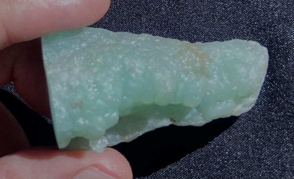 Smithsonite Fine Botryoidal Free Standing Alluring Specimen 36.4 Gram New Mexico