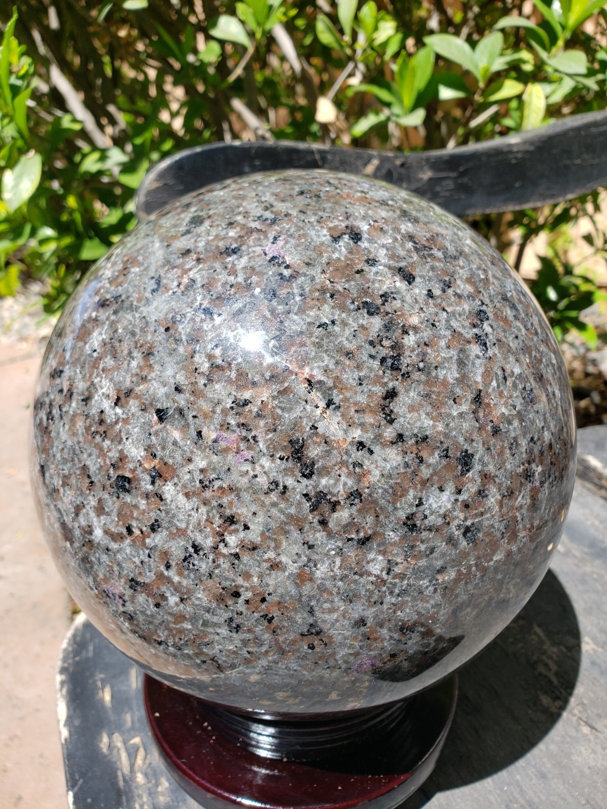 7.6″ Yooperlite Crystal Mineral Sphere Ball Orb STRONG UV Reaction with Stand