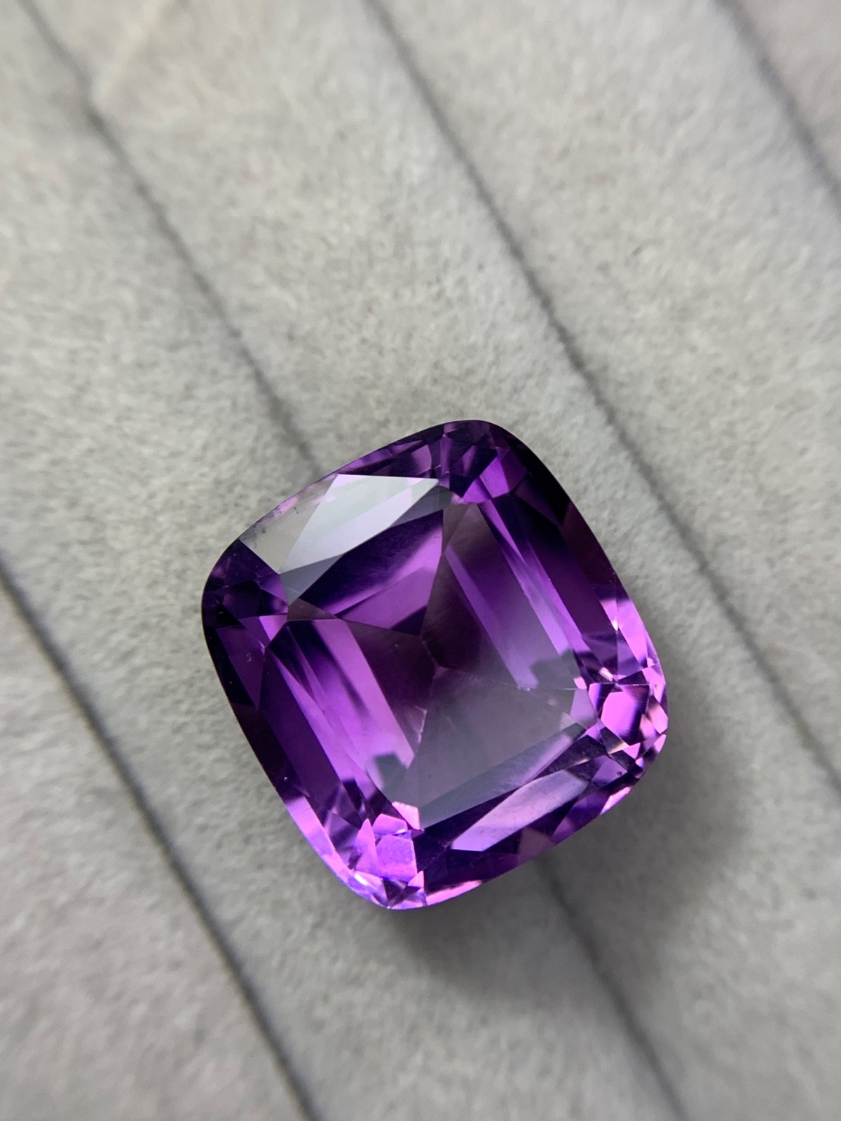32.50Ct beautiful Natural Color Amythest Cousin shape from Brazil