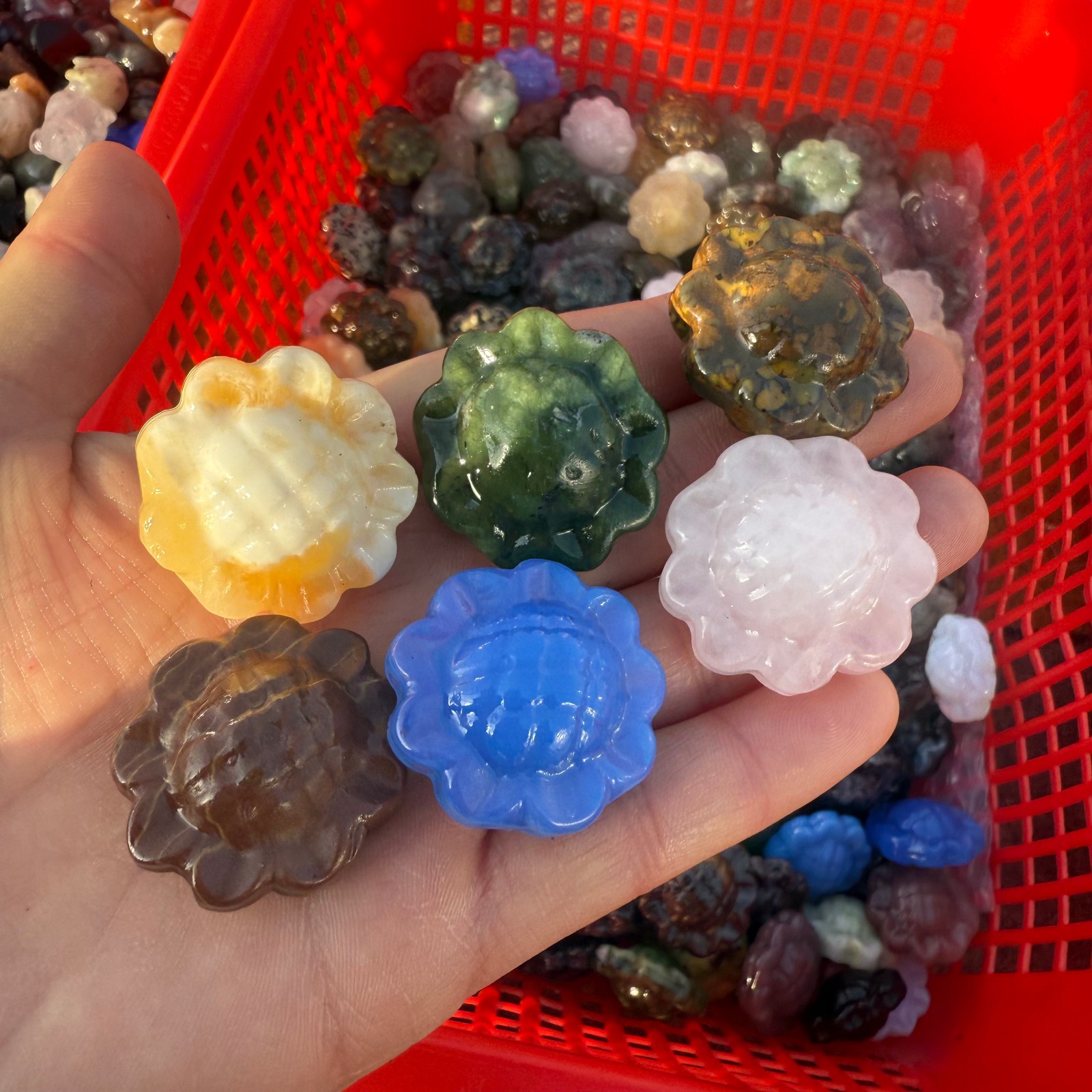 Natural Mixing quartz crystal carved Sunflower Decor Gift random 5pc