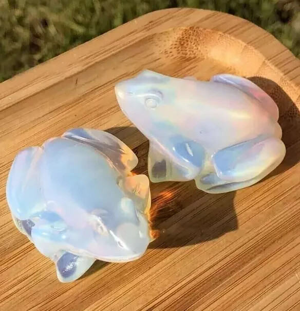 Genuine Opal Frog Sculpture Hand Carved Crystal Home Garden Decoration Gifts New