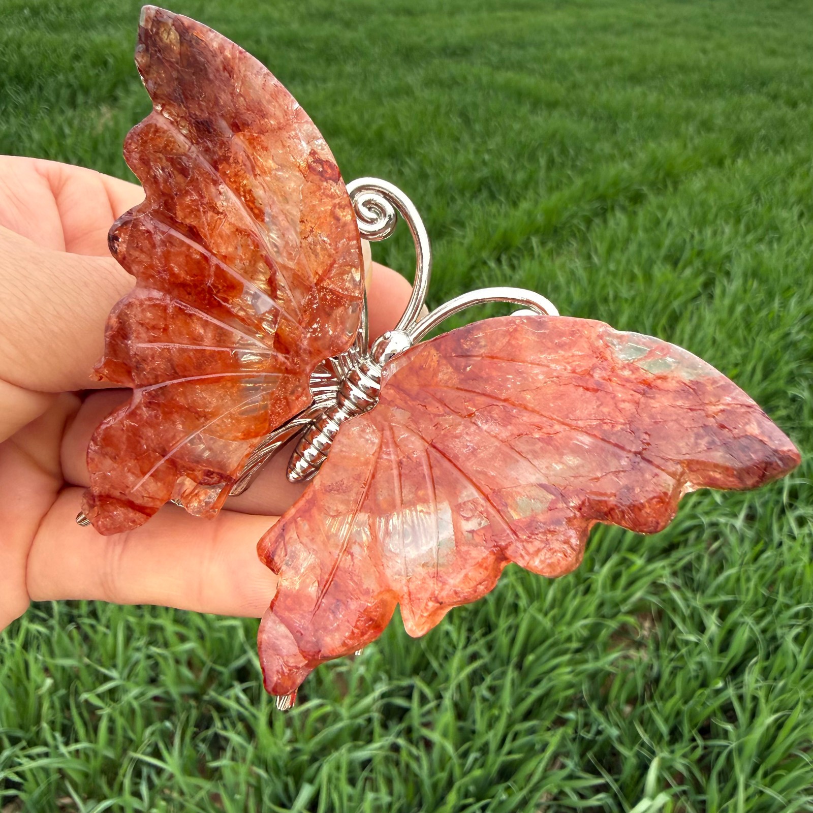 3.6″ Natural red gum flower Carved Butterfly Reiki Crystal Skull Decor gift 1pc