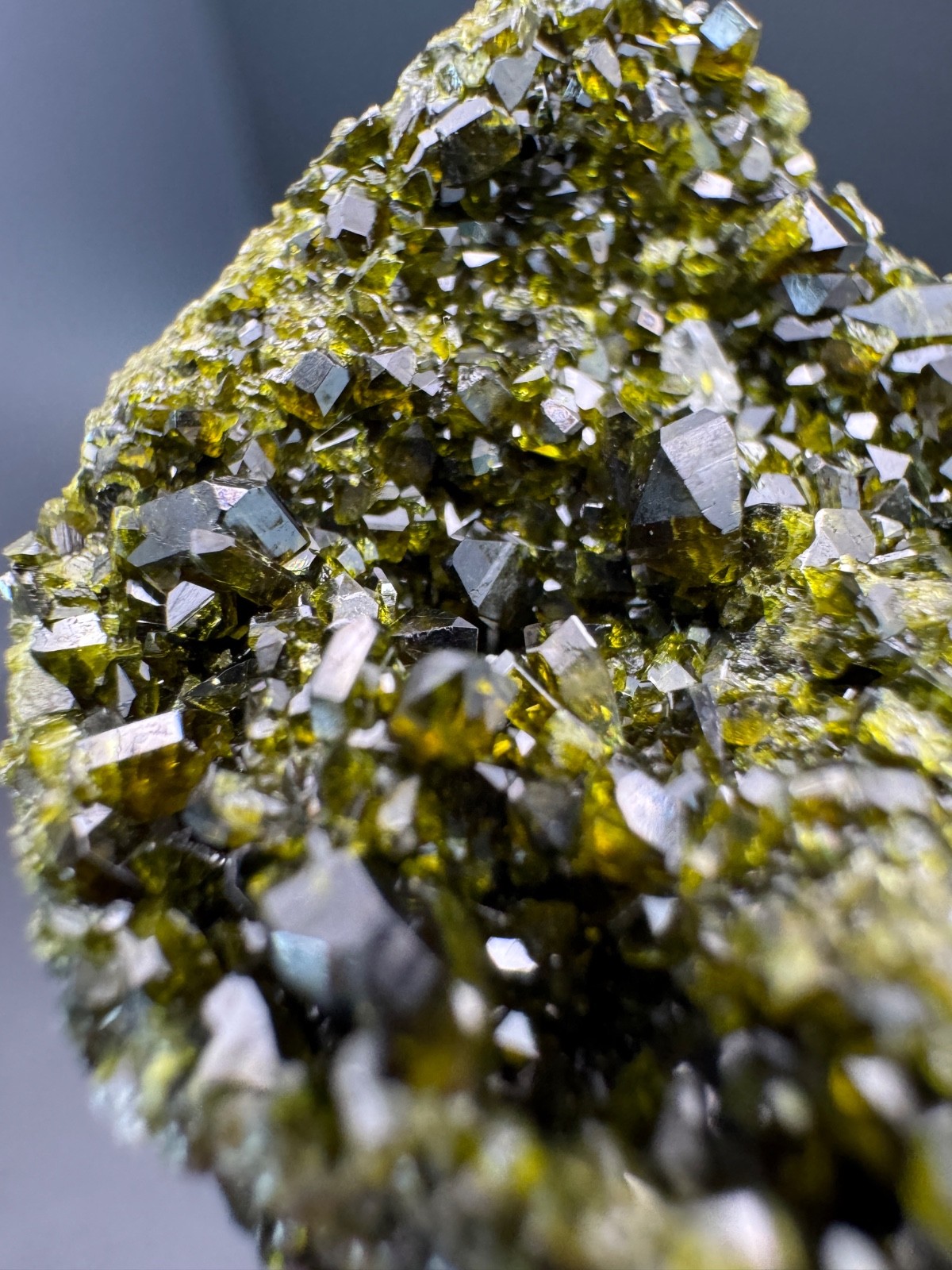 6829 Sparkly Green Epidote with Clear Quartz Calumet Iron Mine, Colorado 32g