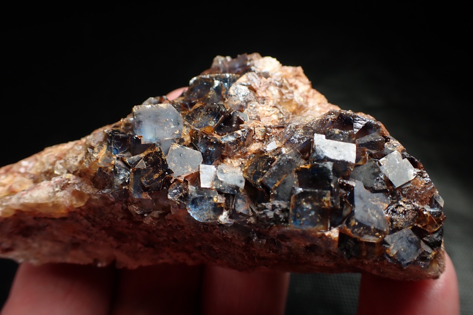 FLUORITE * BLUE CRYSTALS ON QUARTZ * RARE LOCALITY ! Cerny Potok, CZECH REPUBLIC