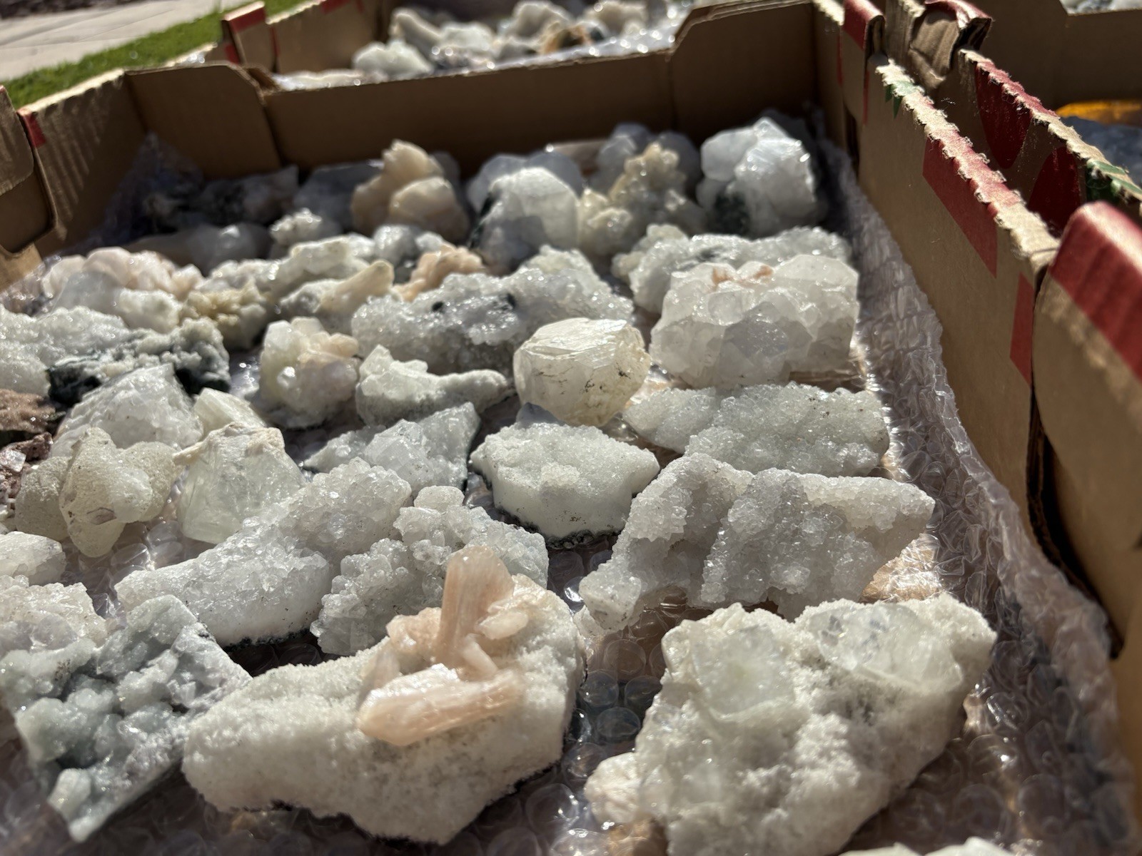 Wholesale Lot: Natural Apophyllite Stilbite-5Lb/10Lb – US Seller Free Shipping