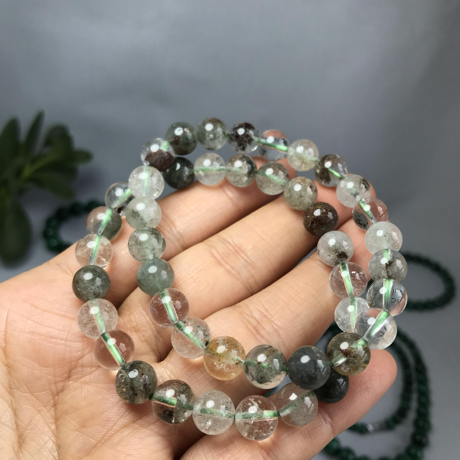 10Pcs Wholesal Natural Polish Green ghost stone bracelets Crystal ball 8mm