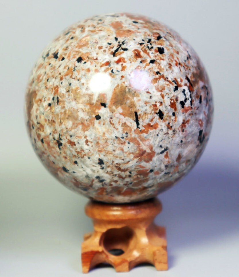 67mm Natural Maple leaf Red Granite Quartz Crystal Sphere Ball Healing / Stand