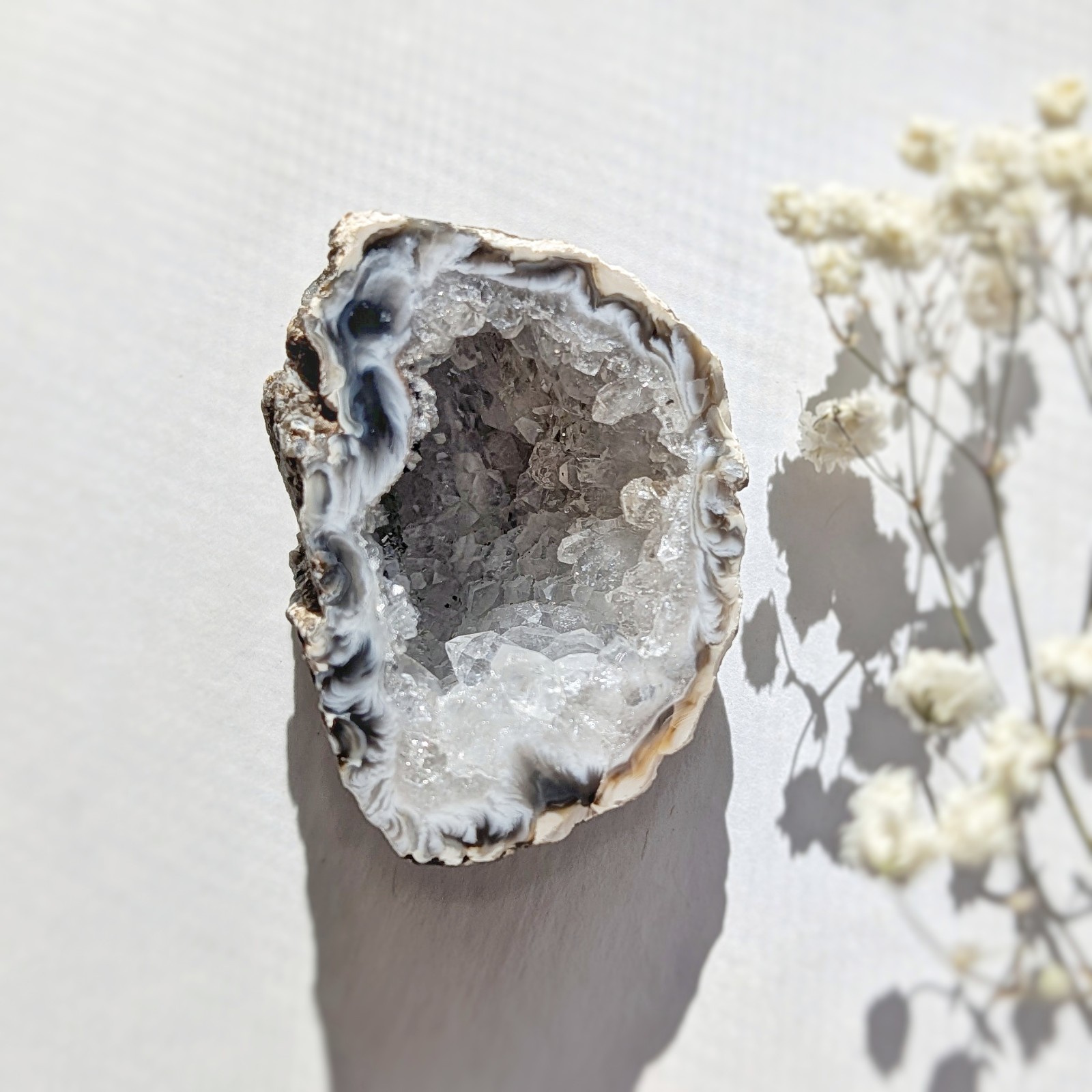 2″ oco agate geode, self-stands, natural quartz druzy geode half, quartz crystal