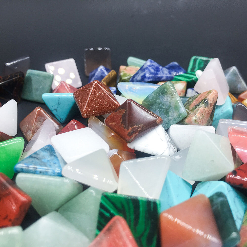 Wholesale 2024 New Chakra Pyramid Natural Stone Crystal Healing Spirituality