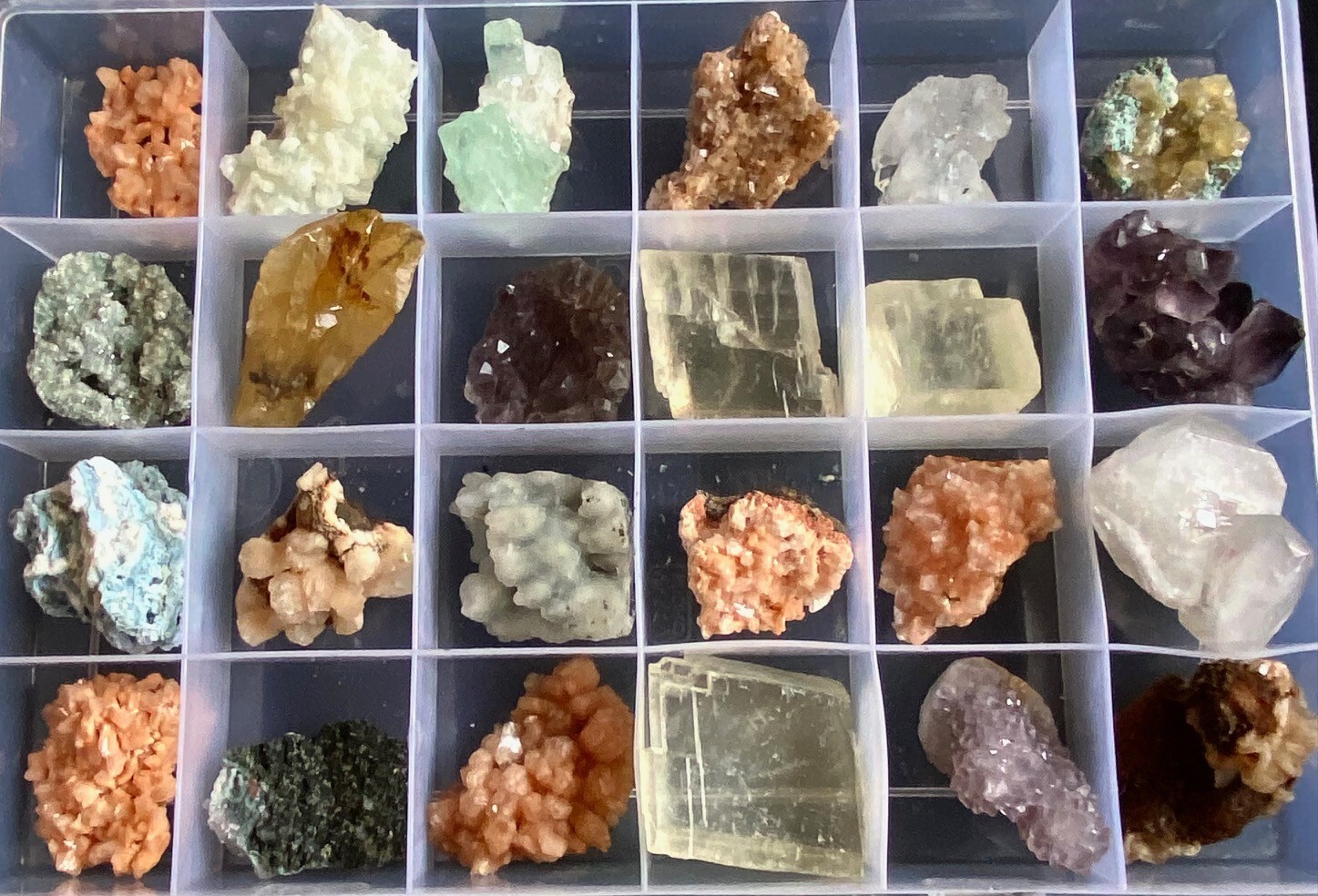 Apophyllite and other mixed zeolite 24 pieces flat in one deal # 147