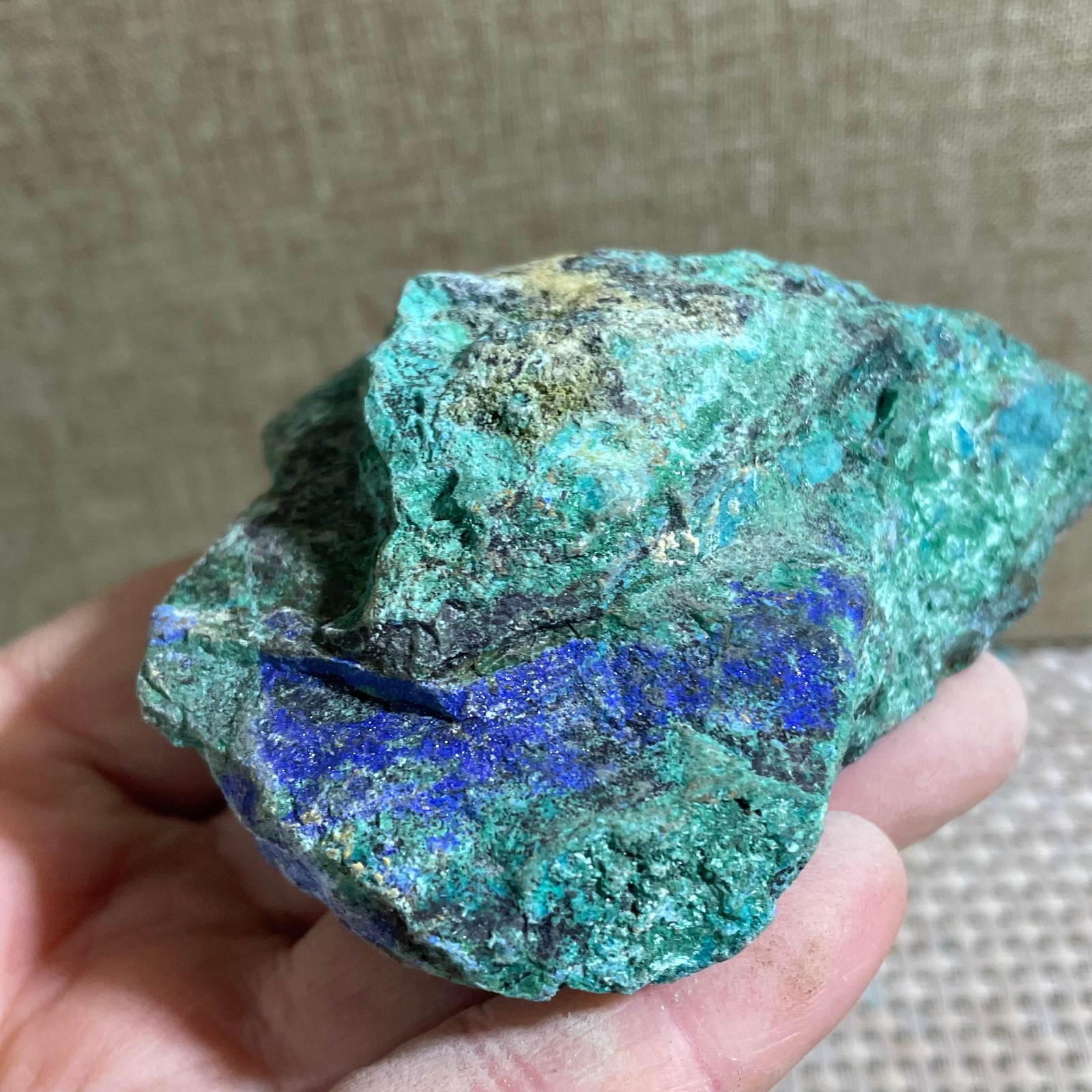 Restoration of Blue Copper Ore Quartz Crystal Mineral Samples 183g