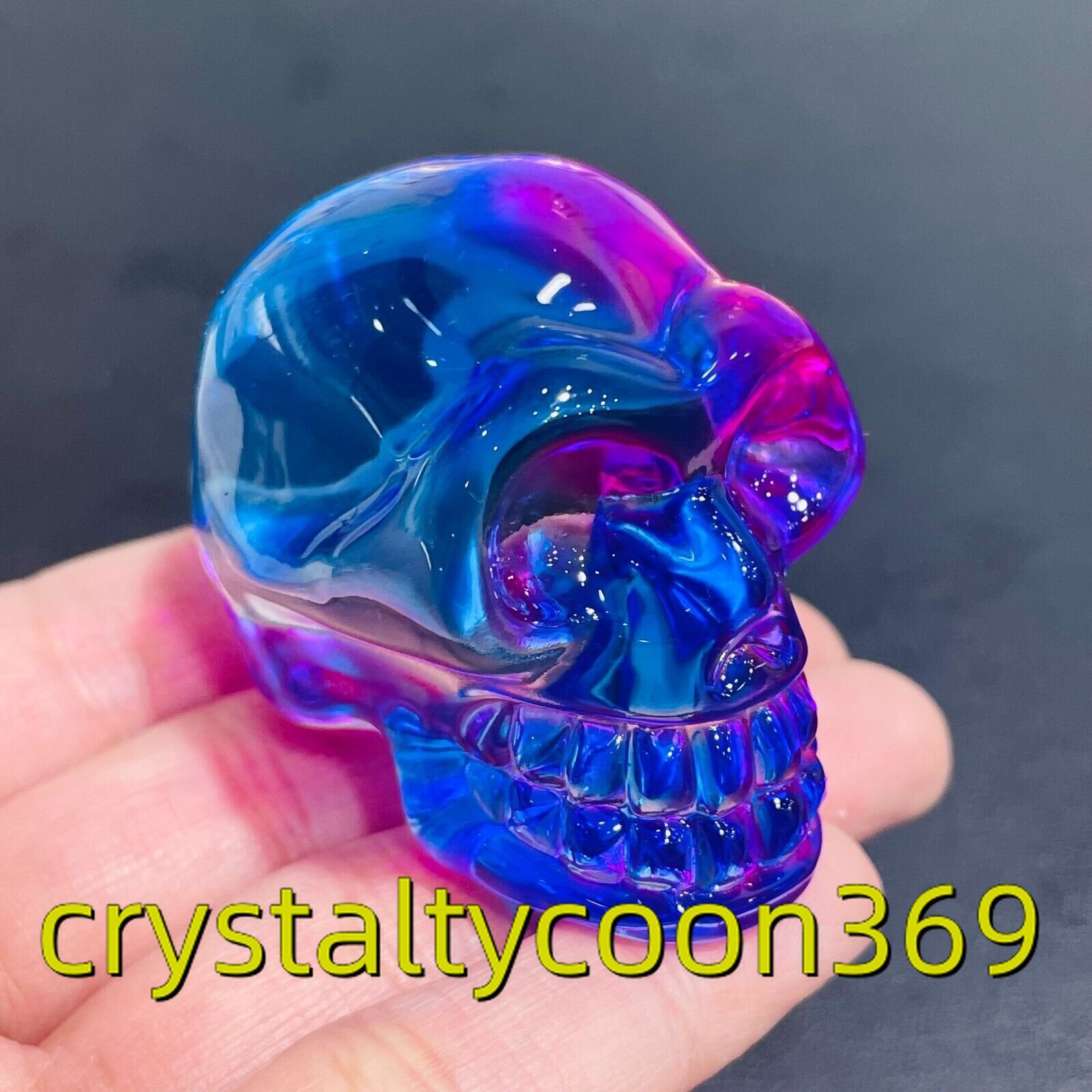 2″ Rainbow Titanium Melting Quartz Hand-carved Skull Crystal Reiki Healing 1PC