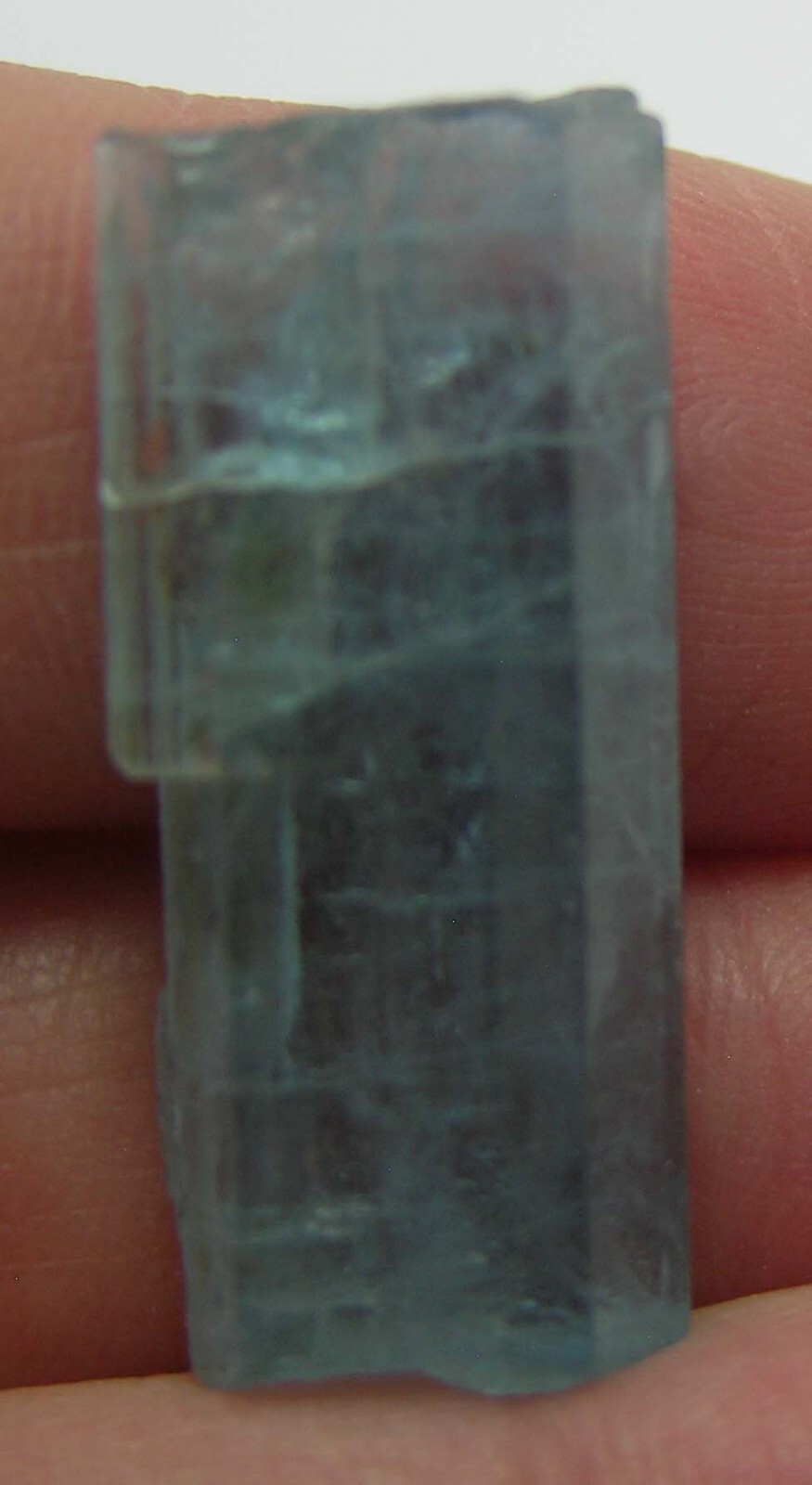 16.50ct Vietnam 100% Natural Rough Aquamarine Crystal Stick Specimen 3.30g 26mm
