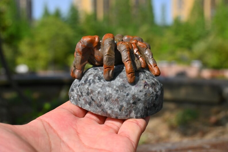 3.2″Hand carved Natural Quartz Spider Reiki Crystal figurine Heal Decor gift 1pc