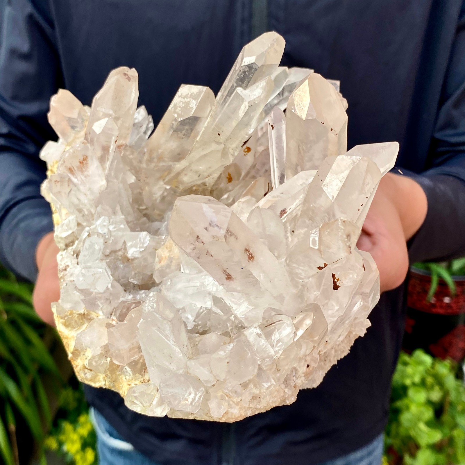 5.51LB ransparent, natural and beautiful white quartz crystal cluste