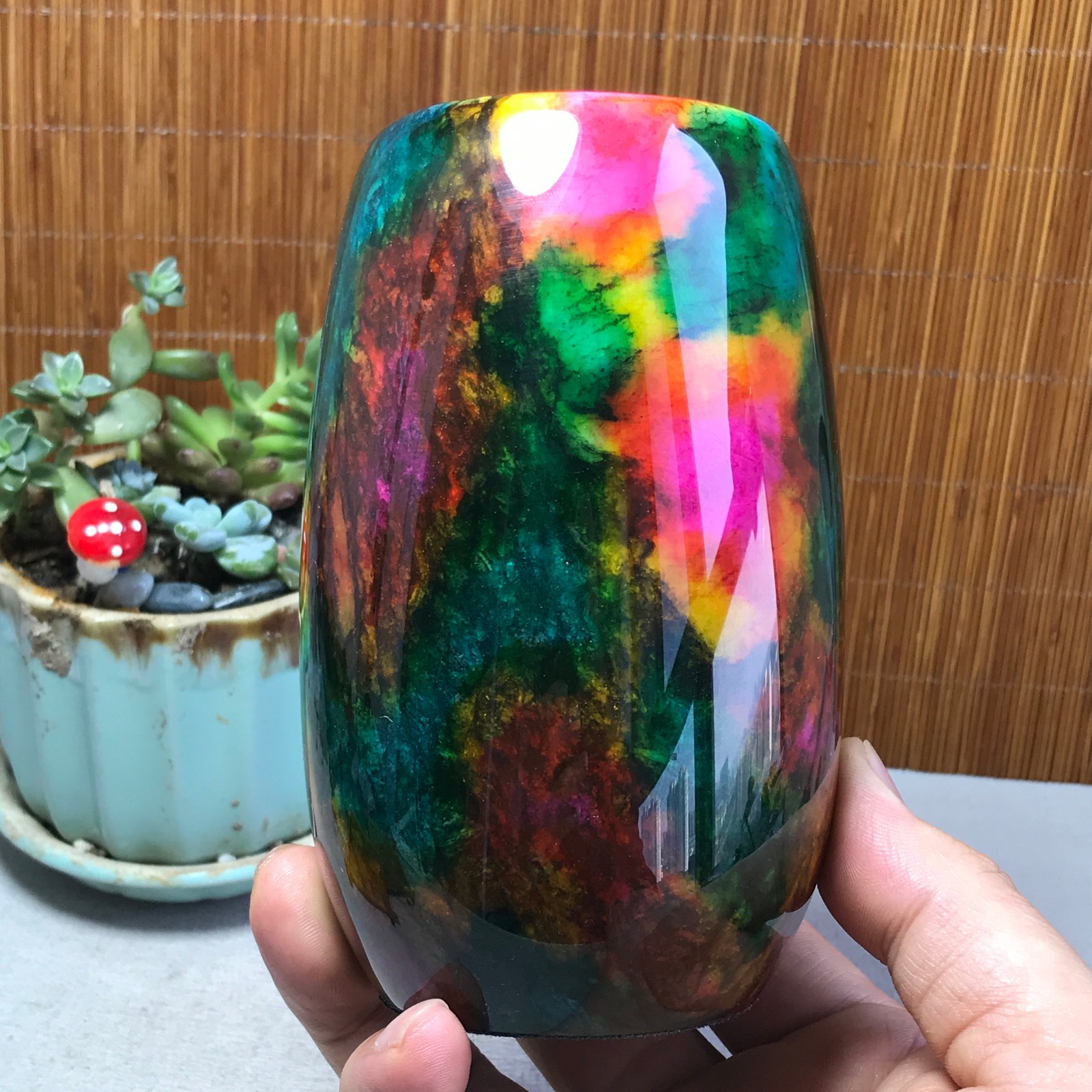 Natural “Seven Colors Jade” vase specimen -Taiwan China 1056g 129mm A5797