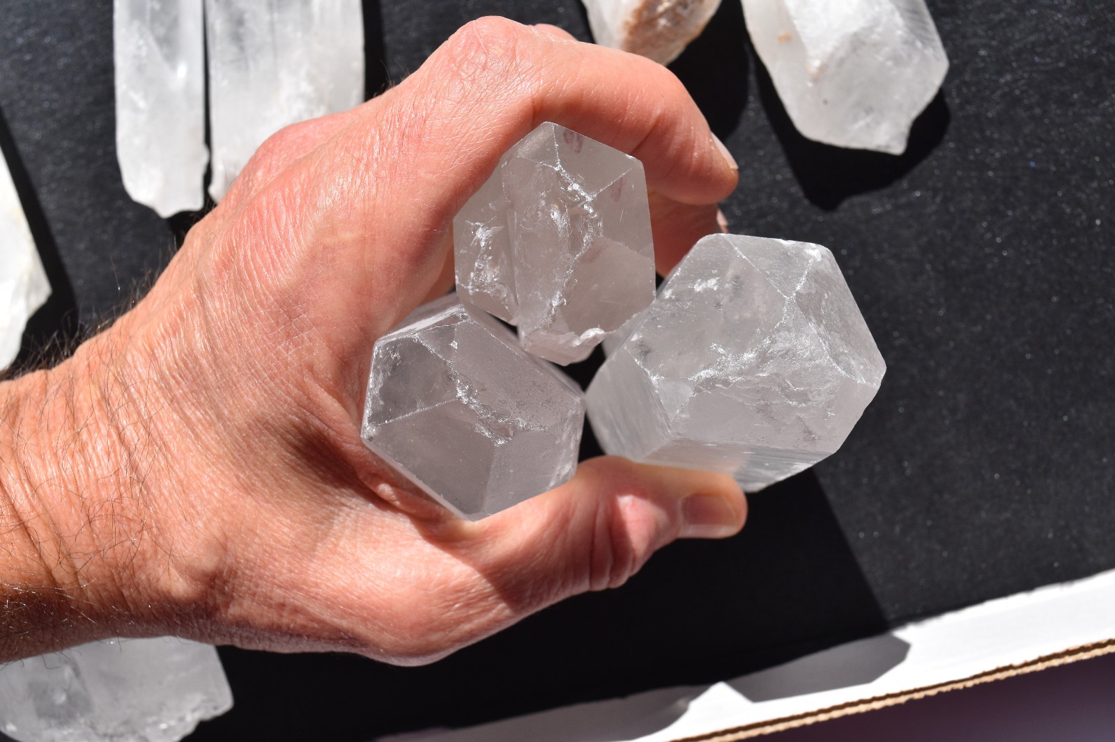 WHOLESALE Quartz Crystals from Madagascar 12 pcs 2.5 kg # 5666