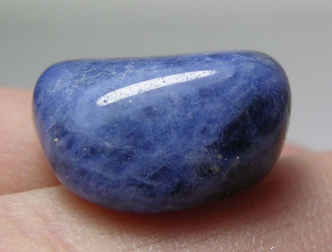 #6 14.20ct Africa 100% Natural Tumbled Rough Sodalite Specimen 2.80g 16.00mm