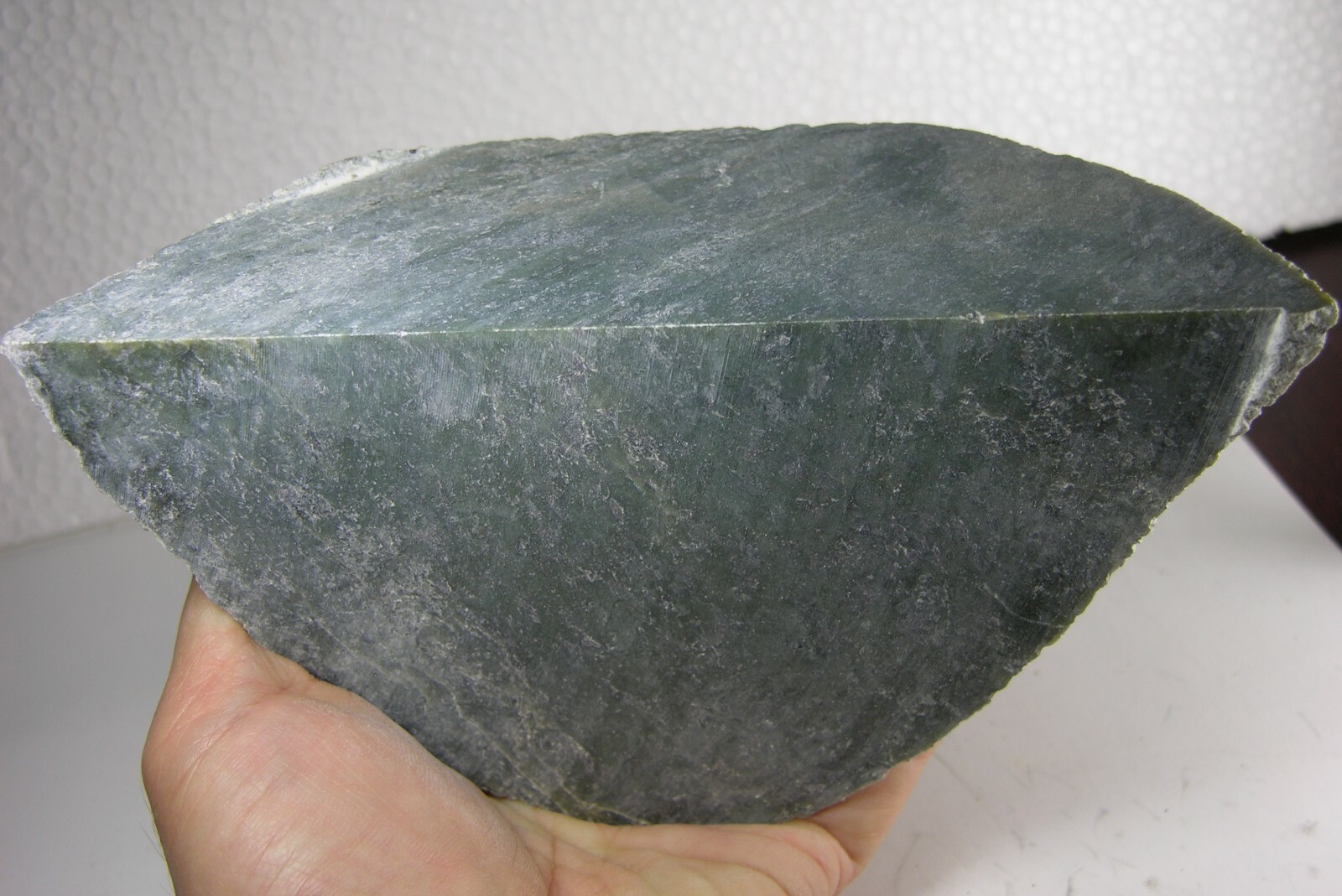 1051g Washington USA Rough Green Jade Block Chunk Specimen 2 lb 5 1/8 oz 170mm