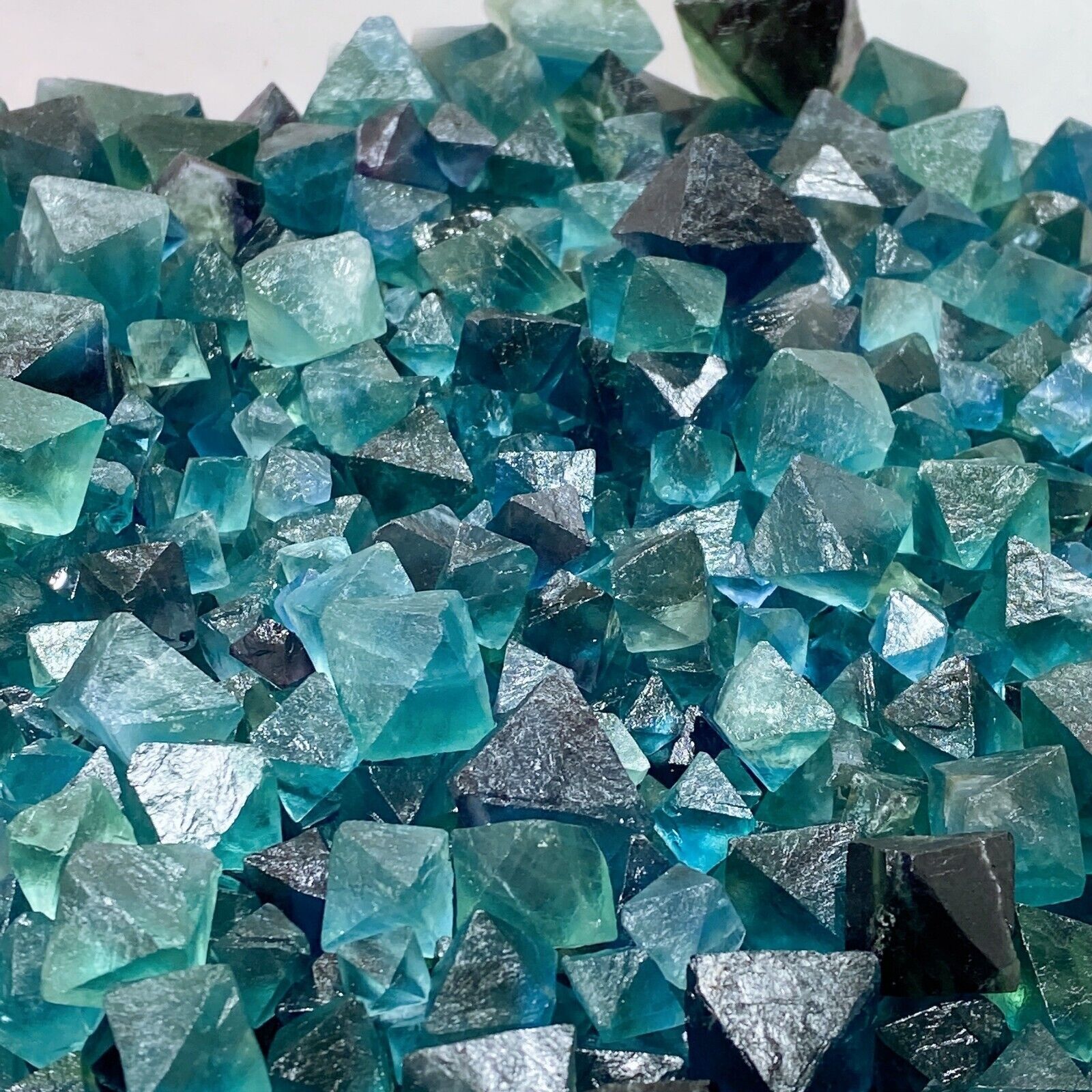 US 100g Natural Blue Fluorite Octahedron Crystal Mineral Crystal Reiki Healing