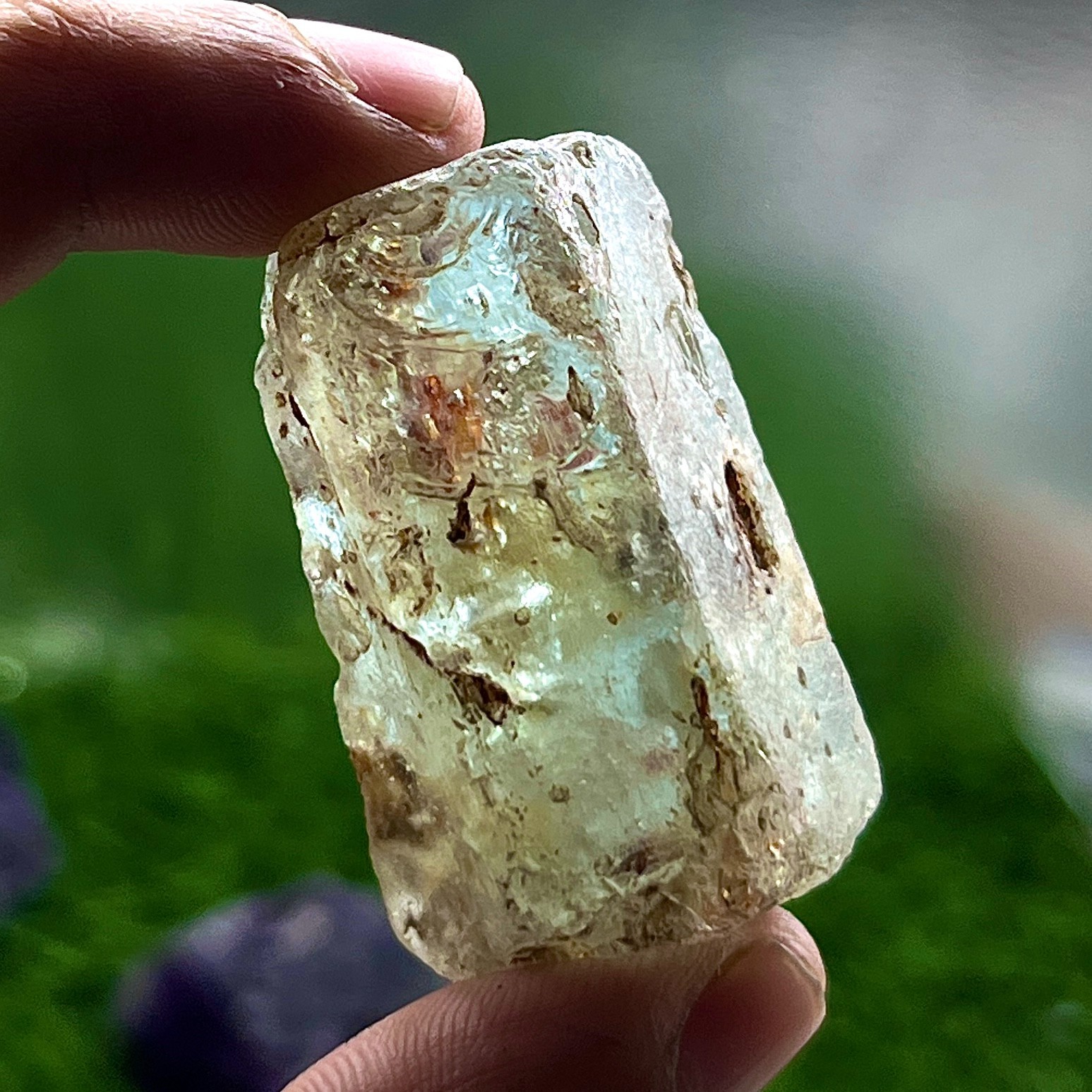 198 Cts Collectible Rusted Aquamarine Crystal, Raw Pencil Point Beryl Gemstone,