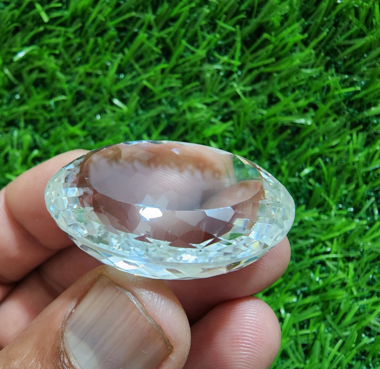 Loose faceted gemstone in huge transparent white quartz, 100…