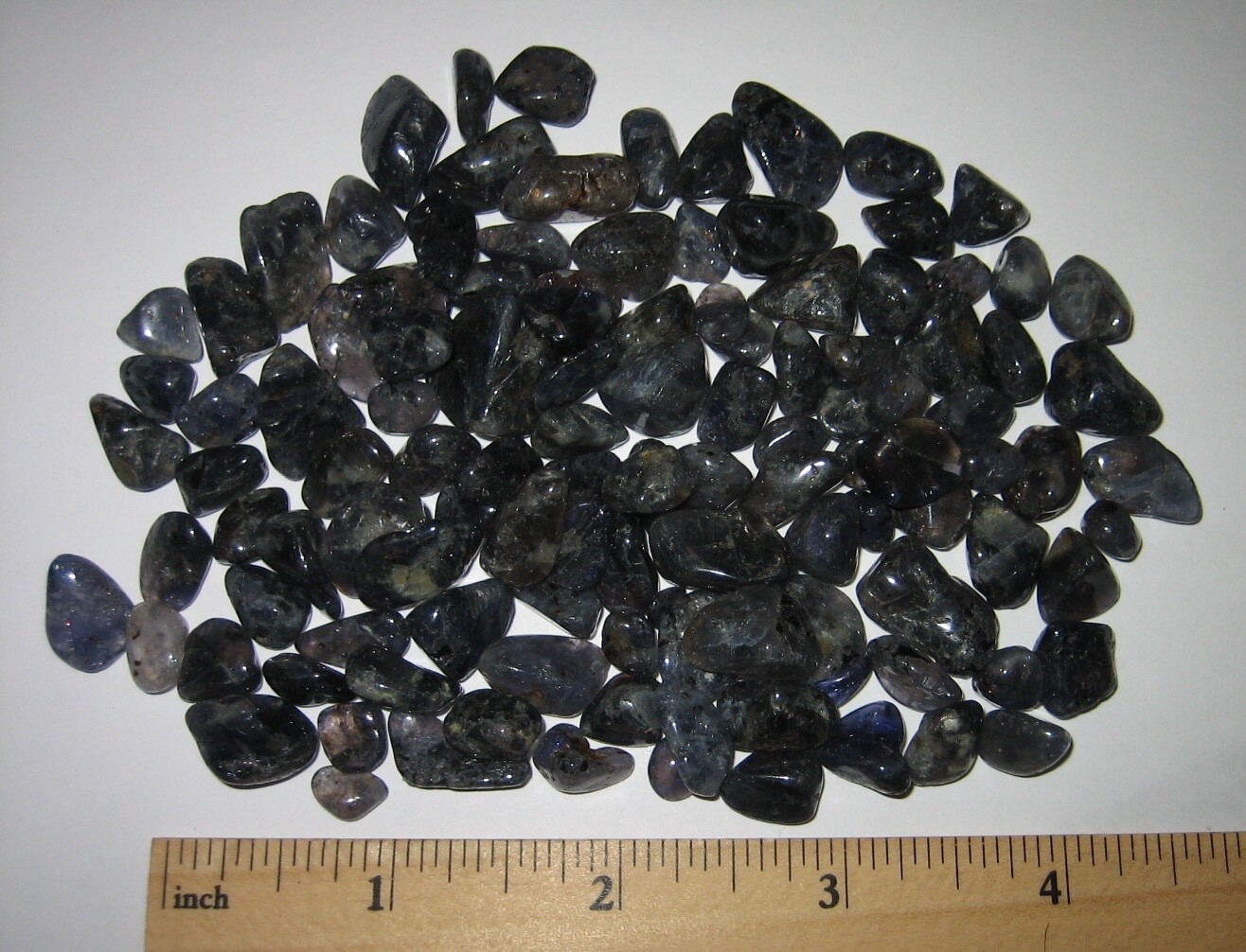 100+ TUMBLED POLISHED SMALL NATURAL 0.2″- 0.5″ IOLITE CRYSTAL STONES ~ 102.8g *A