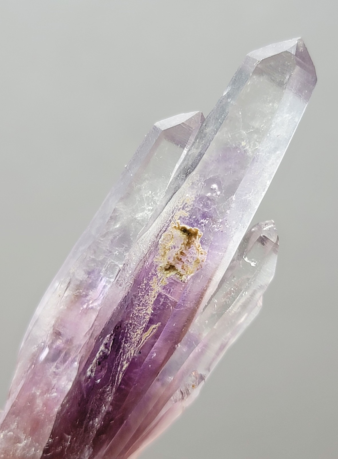 Amethyst Crystal – Amatitlán, Eduardo Neri Municipality, Guerrero, Mexico