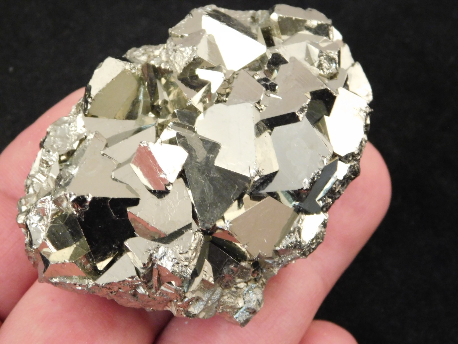 PYRAMID Shaped Crystals! Tetrahedron PYRITE Crystal Cluster Peru 184gr
