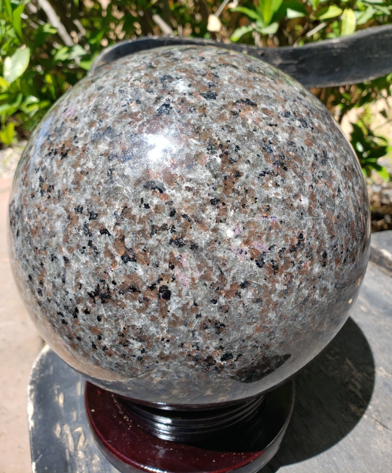 7.6″ Yooperlite Crystal Mineral Sphere Ball Orb STRONG UV Reaction with Stand