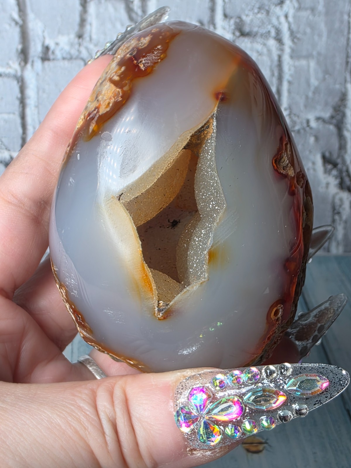 ✨ Druzy Cave Agate Egg – Natural Crystal Inclusions – Polished Stone ✨