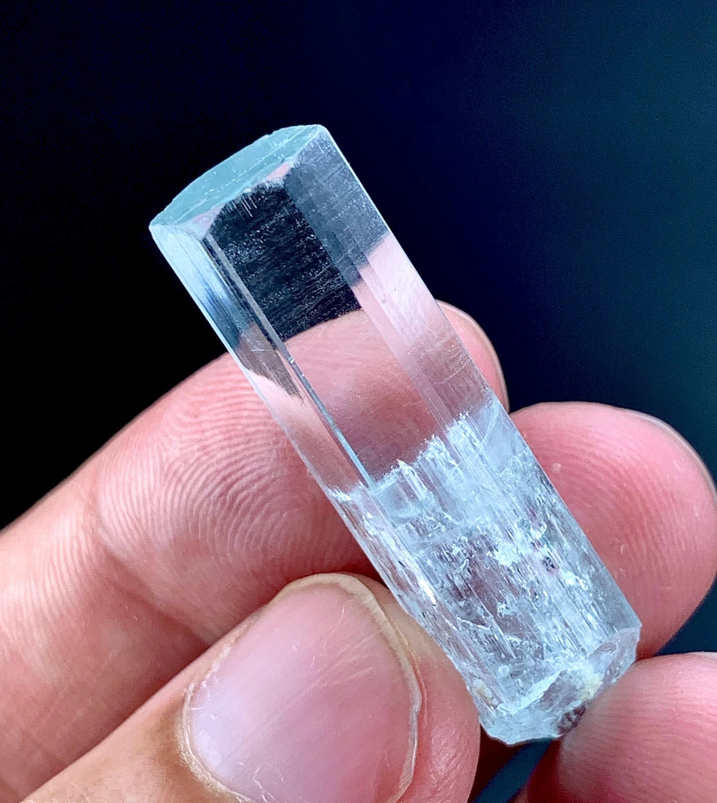 35 Carat Natural Blue Aquamarine Crystal From Shigar Valley Pakistan