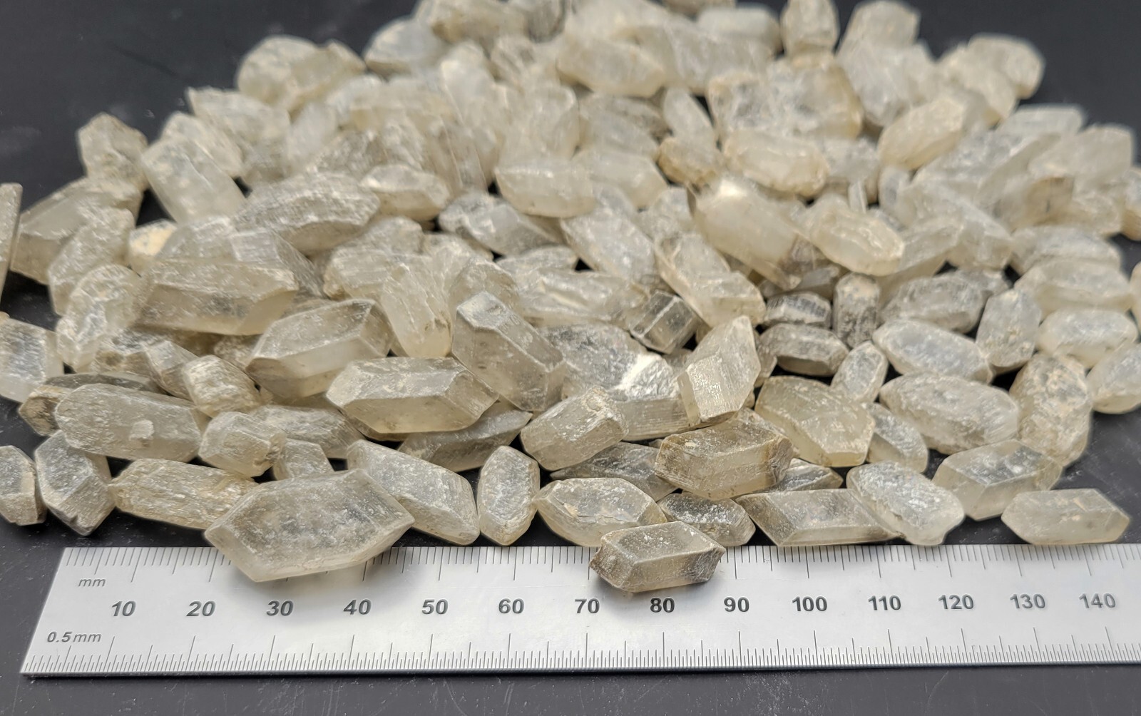 ONE Ohio Selenite Crystal 18-25 mm Natural Gypsum Crystal Ohio USA Minerals
