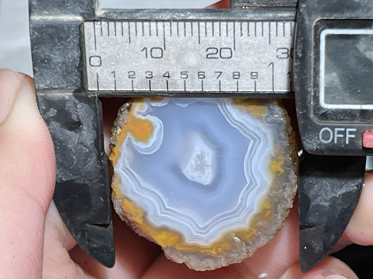 1Pair China Agate Hebei xuanhua natural Crystal Geodes collectible 59g D180