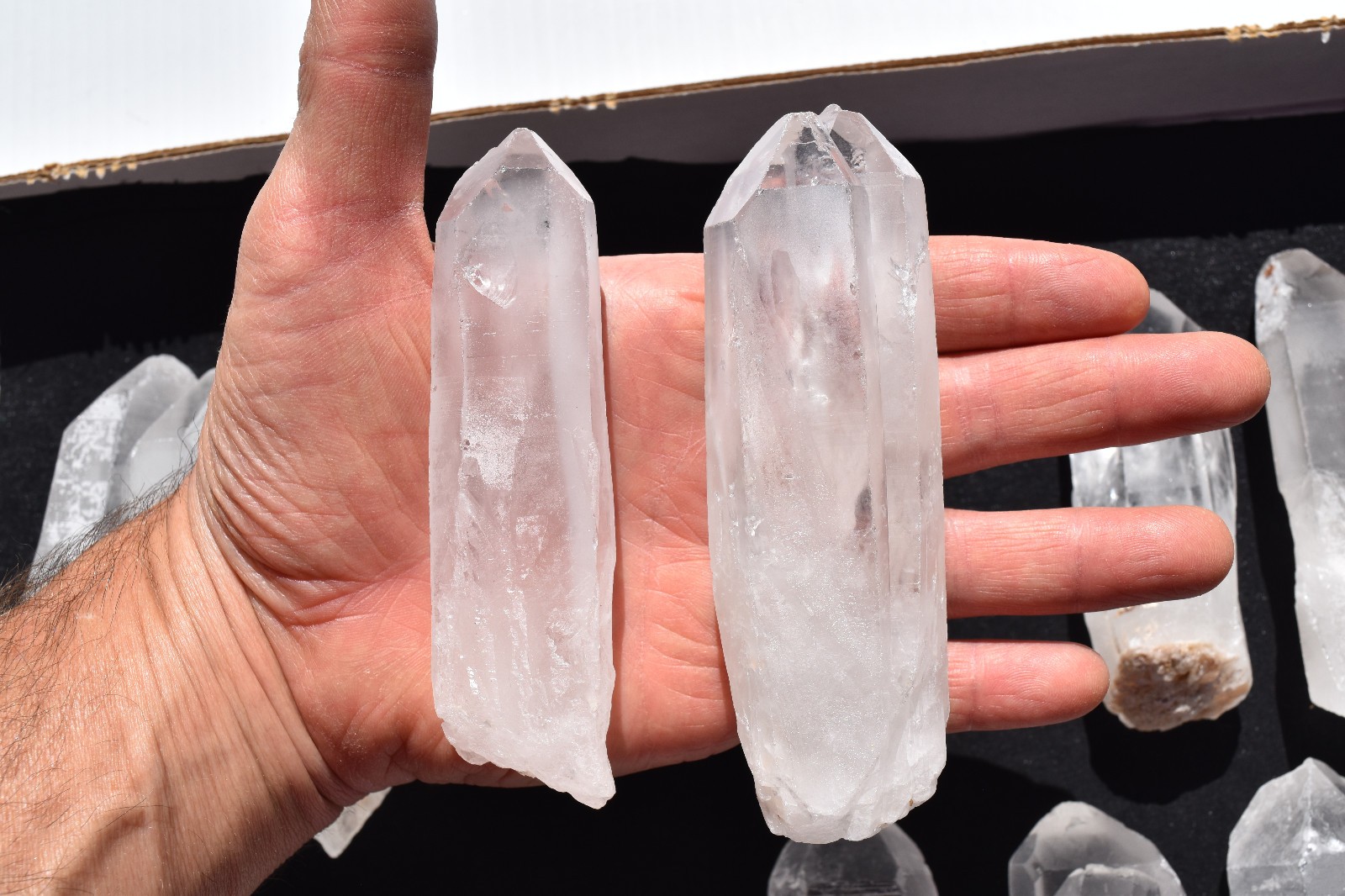 WHOLESALE Quartz Crystals from Madagascar 12 pcs 2.5 kg # 5666