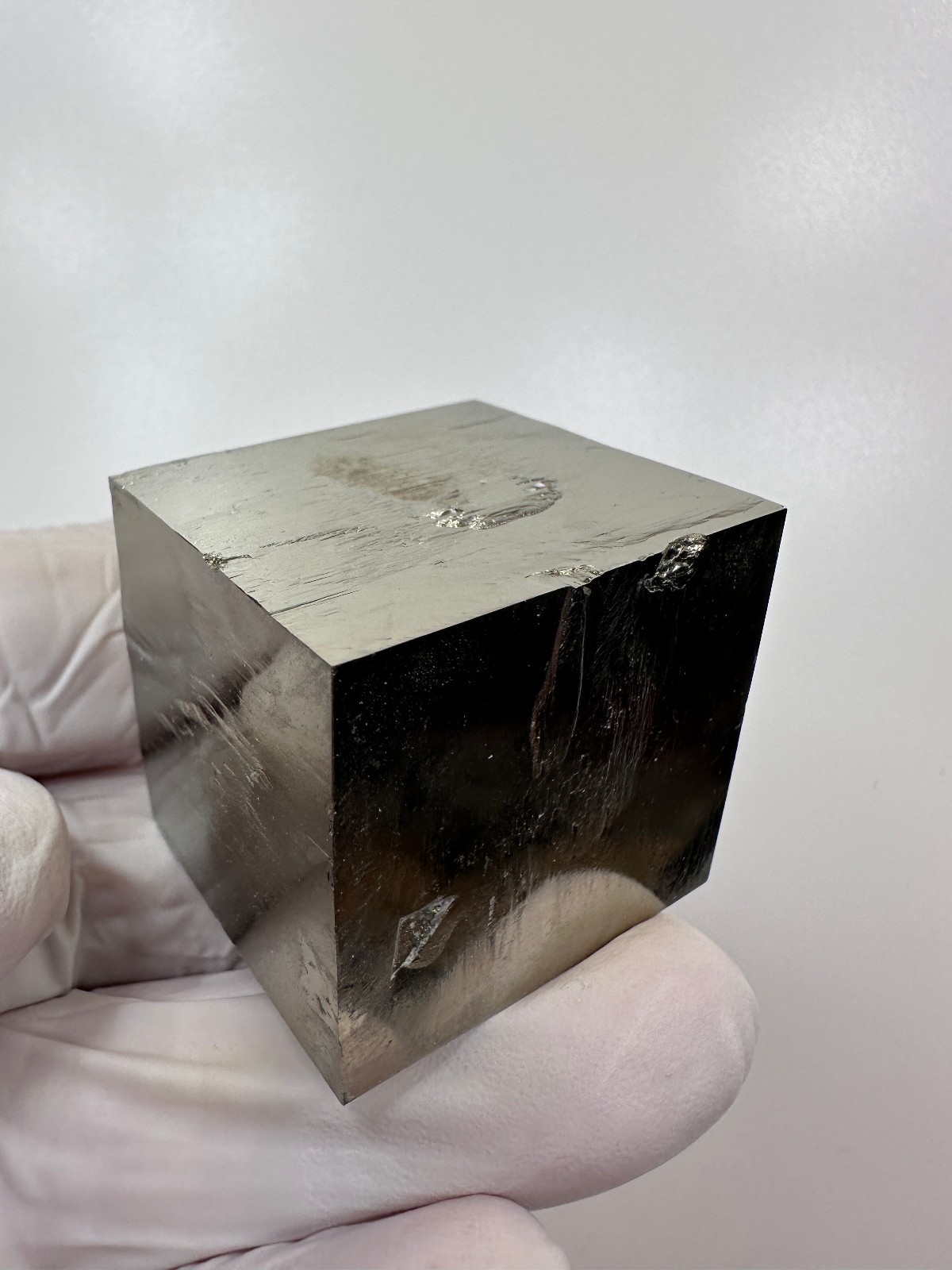 MIRROR SHINE__Beautiful Lusterous 1 3/8 ” Pyrite Cube__Navajun Mine, Spain