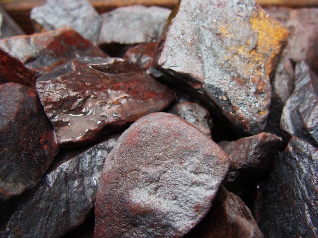 3000 Carat Lots of Unsearched Natural Hematite Rough + a FREE Faceted Gemstone