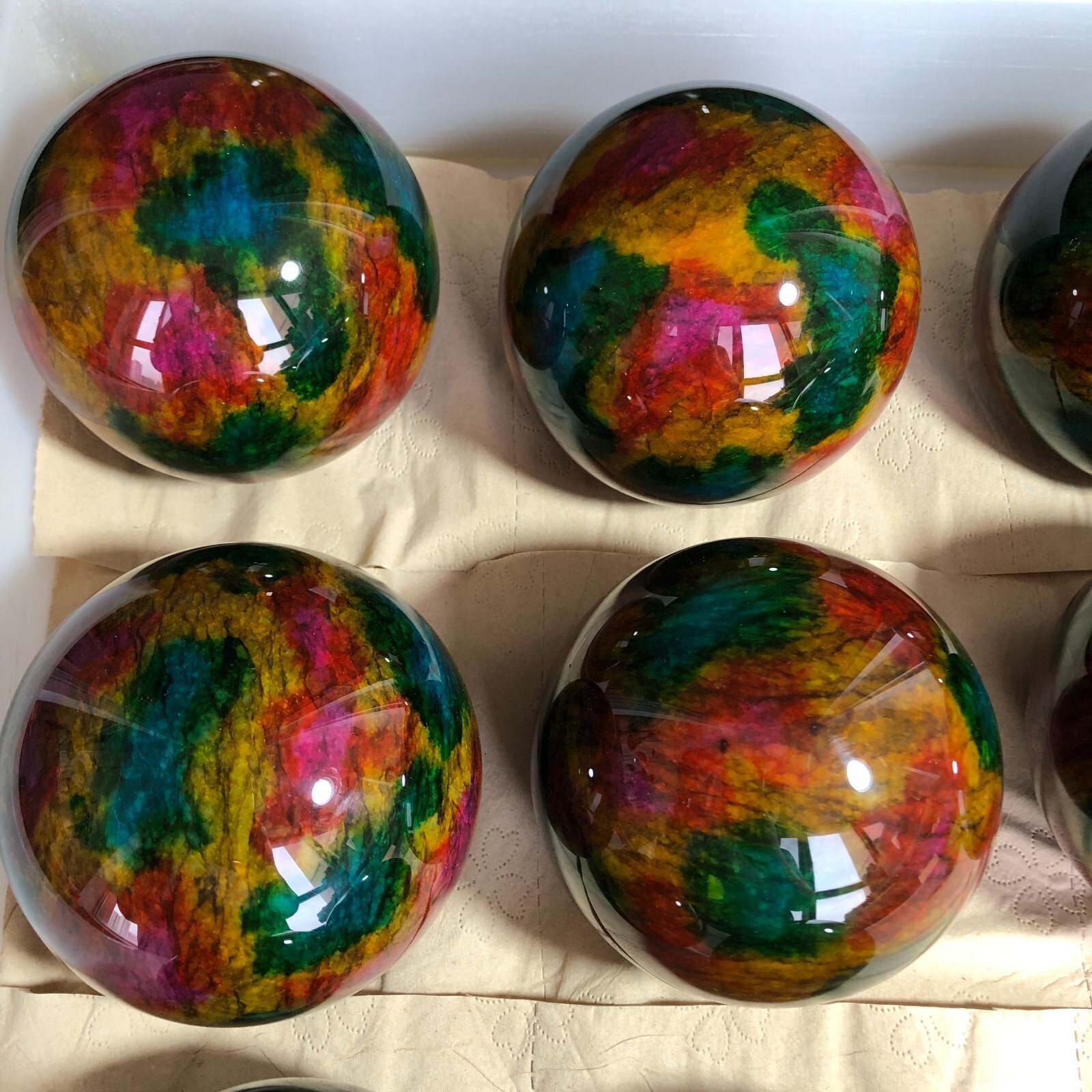 1Pcs99mm Natural “Seven Colors Jade” sphere Ball -Taiwan China 1.7kg Base Random