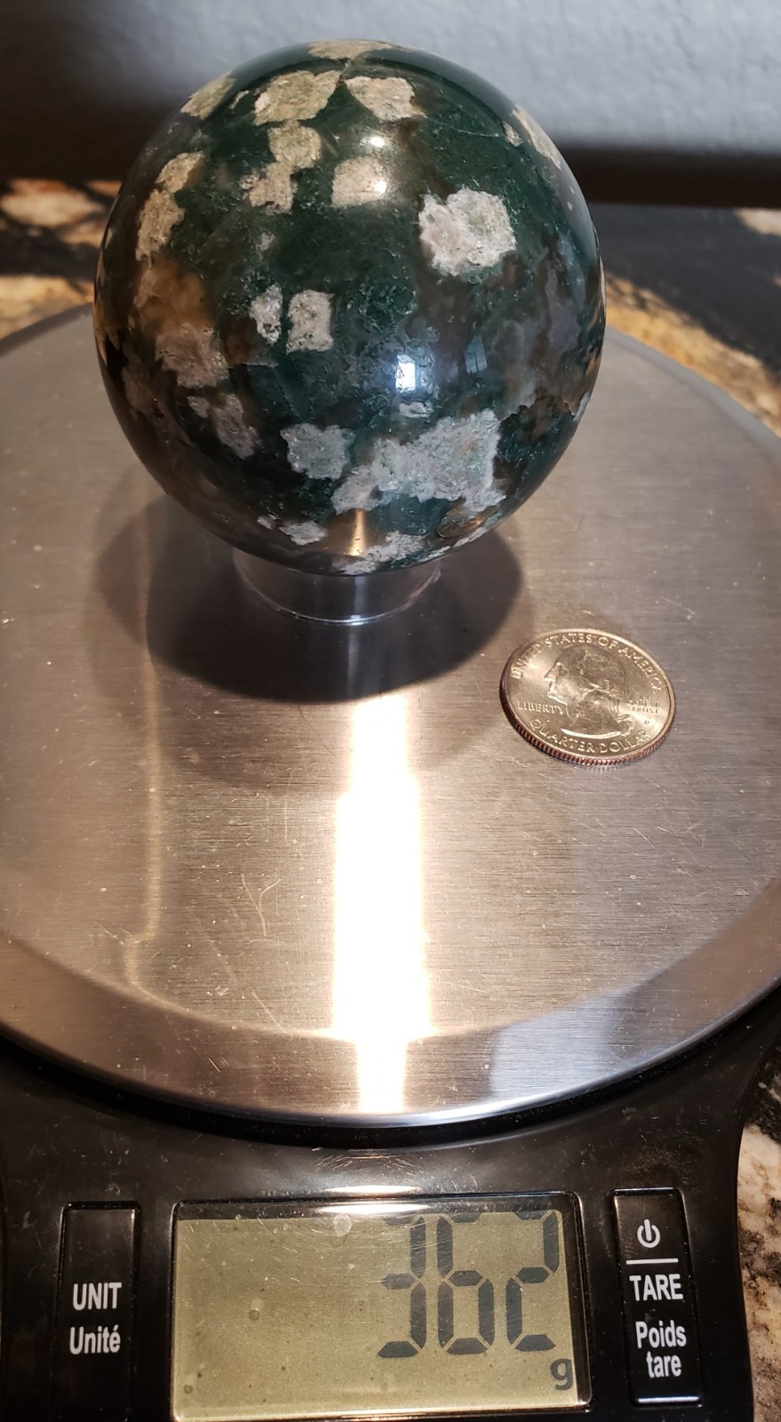 2.5″ Moss Agate Quartz Crystal Mineral Sphere Ball Orb UV to PINK, 362g