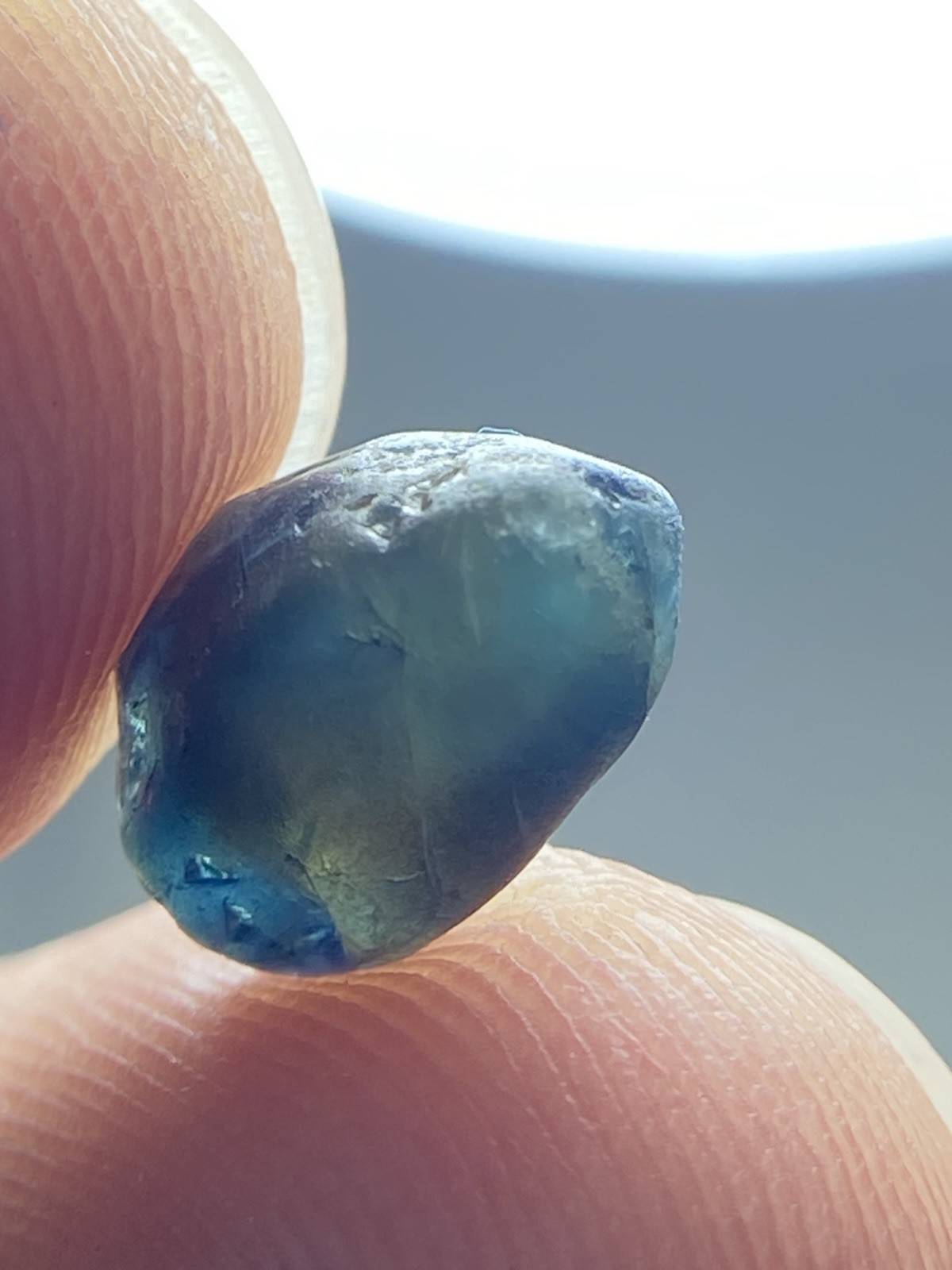 3.75 Carats Amazing Facet Grade Blue Teal Sapphire Rough Piece@Madagascar