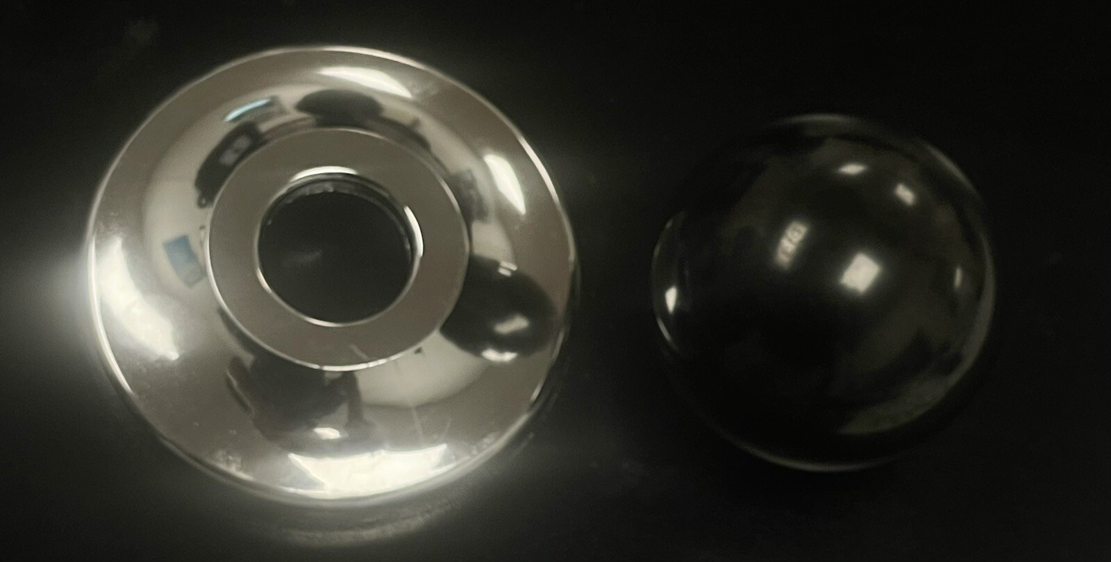 Sphere shungite polish 50mm 1.9” 5.2oz EMF protection + Poly Chrome Stand