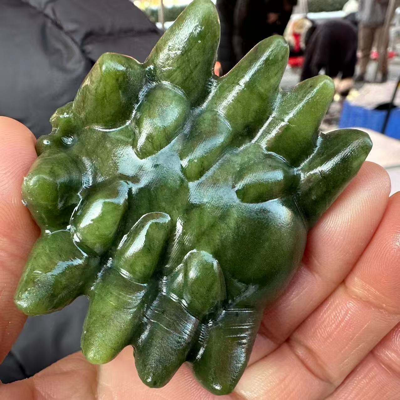 1pc Natural Green Jade Quartz Carved Spider Skull Crystal Reiki Healing Decor