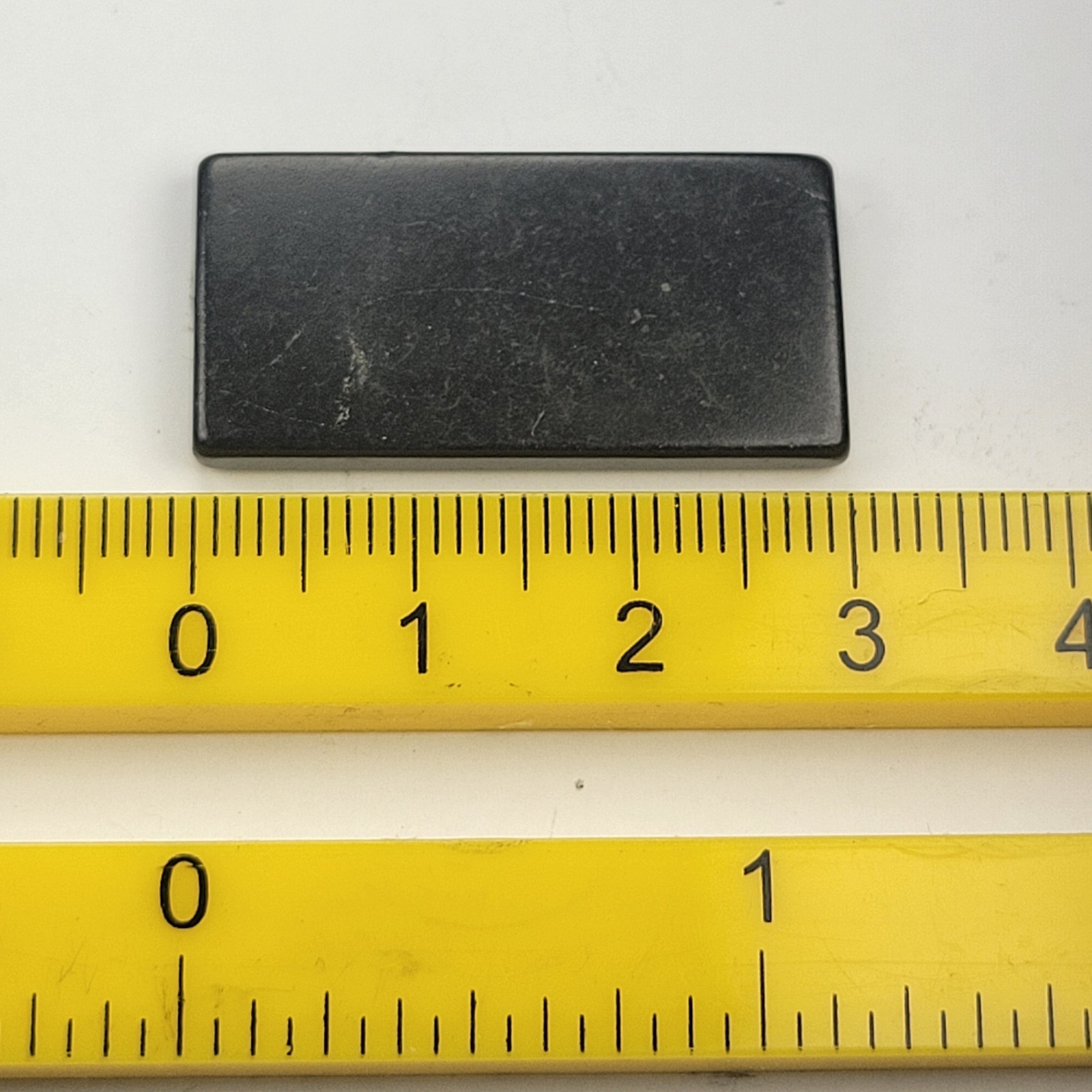 Shungite Stickers Polished 3 pk – 15×30 mm / 0.59″x1.18″ Phone protection plate