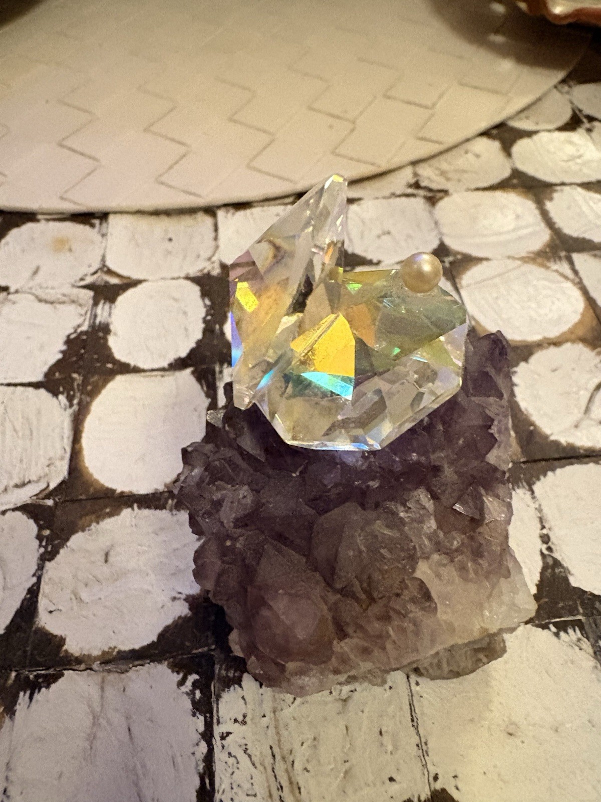 Amathist Quarts crystal 2 Inches By 2 Inches With Crystal Clam With Pearl