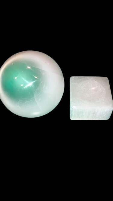 Selenite Crystal Sphere + Stand, LARGE 60 mm (Polished Selenite Crystal Healing)
