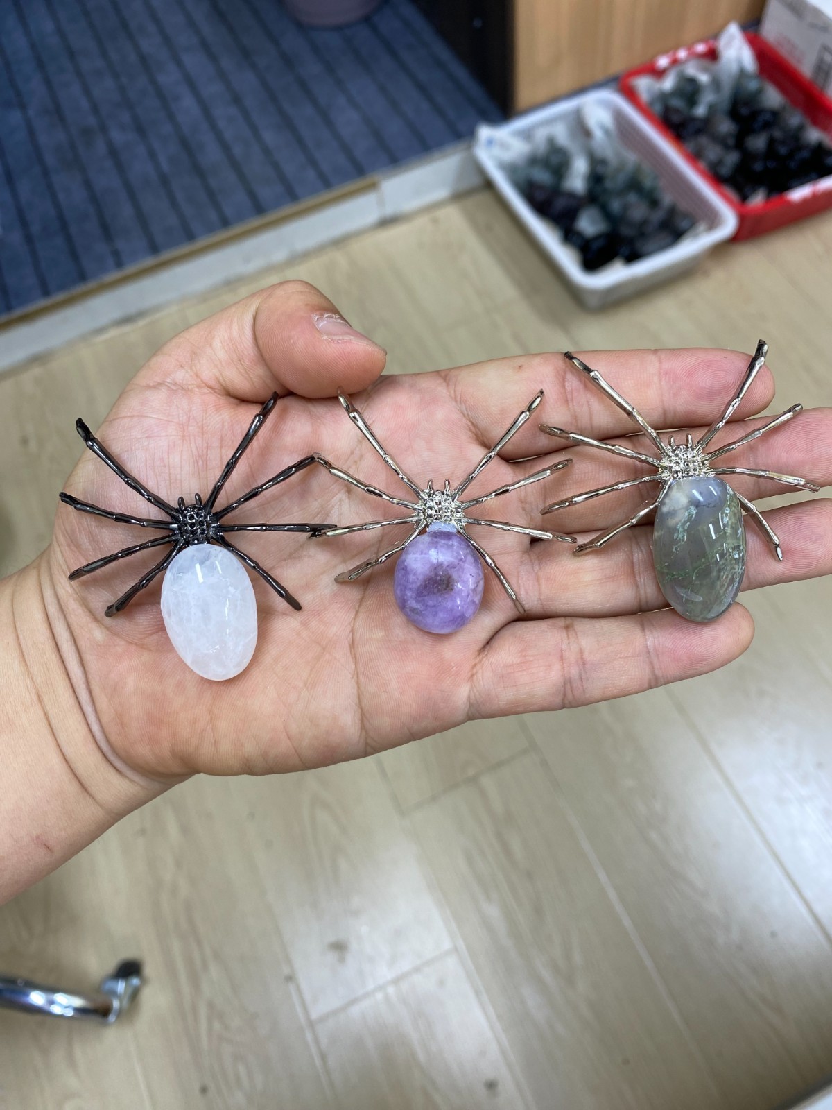 1pc Natural Mixed Quartz hand Carved Spider skull crystal Reiki heal Gift Decor